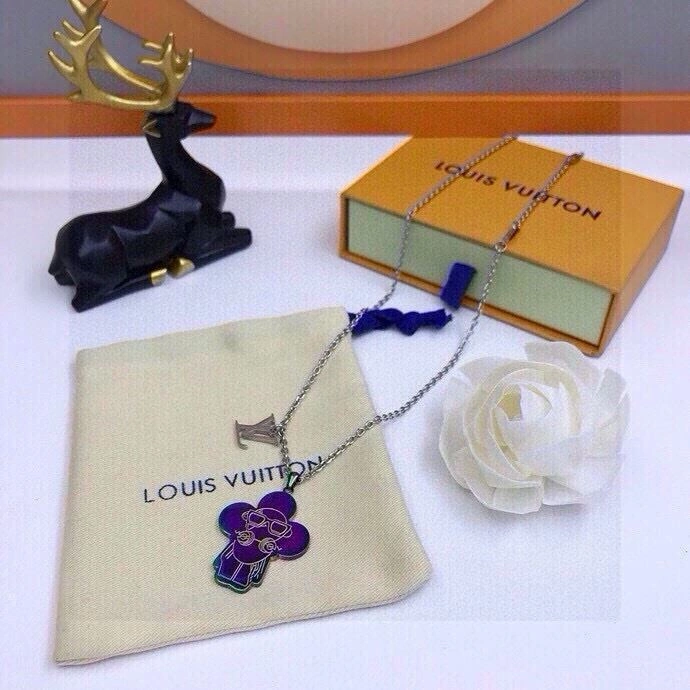 Louis Vuitton Chains Sporty 262699