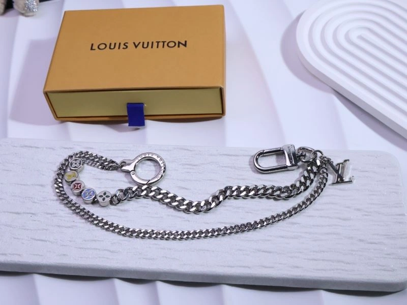Louis Vuitton Chains Bright 262698