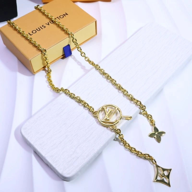 Breathable Louis Vuitton Chains 262693