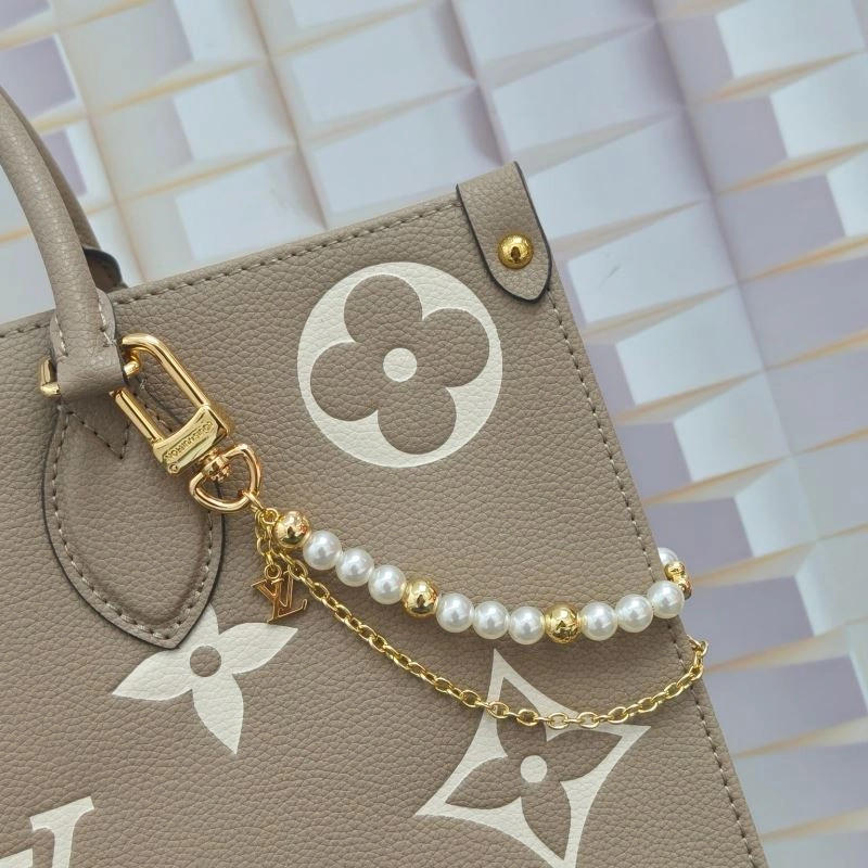 SportInspired Louis Vuitton Chains 262688