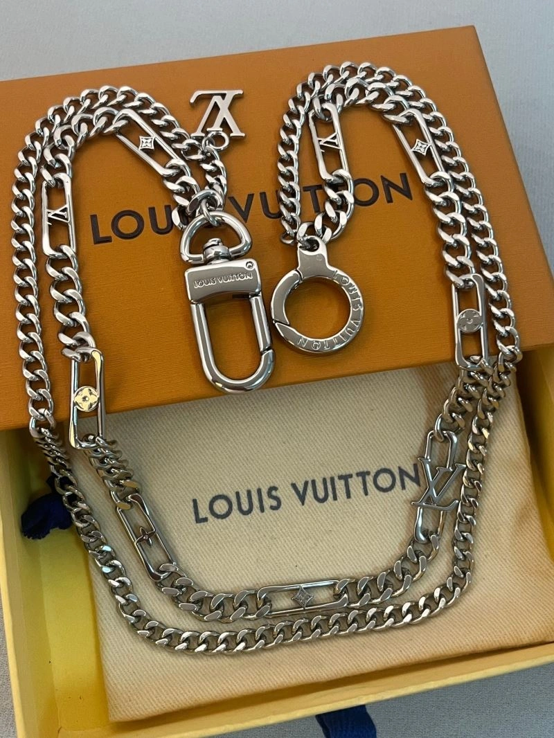 Louis Vuitton Chains Bold 262674