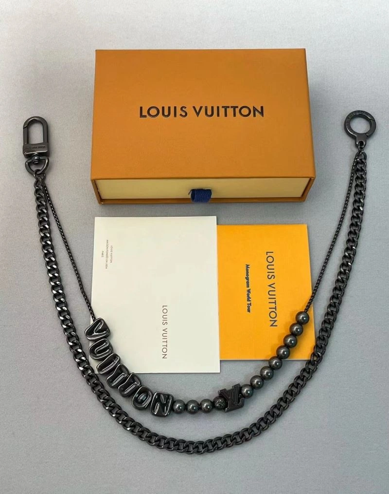 Fashionable Louis Vuitton Chains 262682