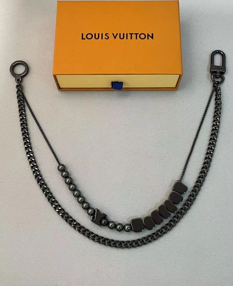 Fashionable Louis Vuitton Chains 262682