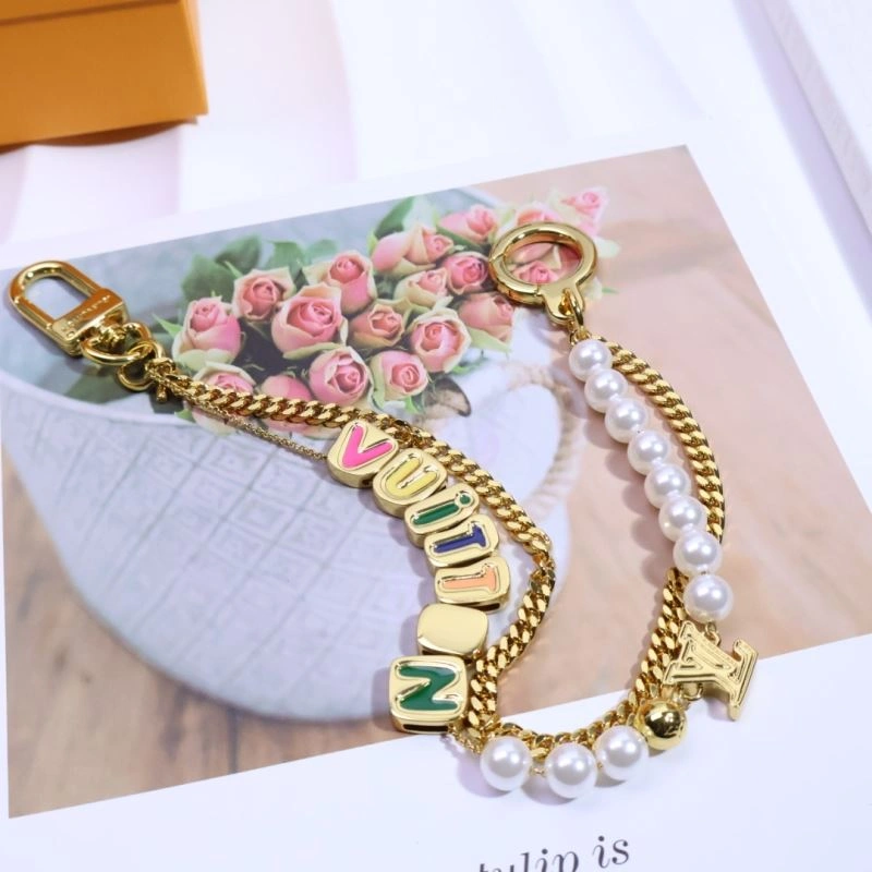 Premium Louis Vuitton Chains 262677