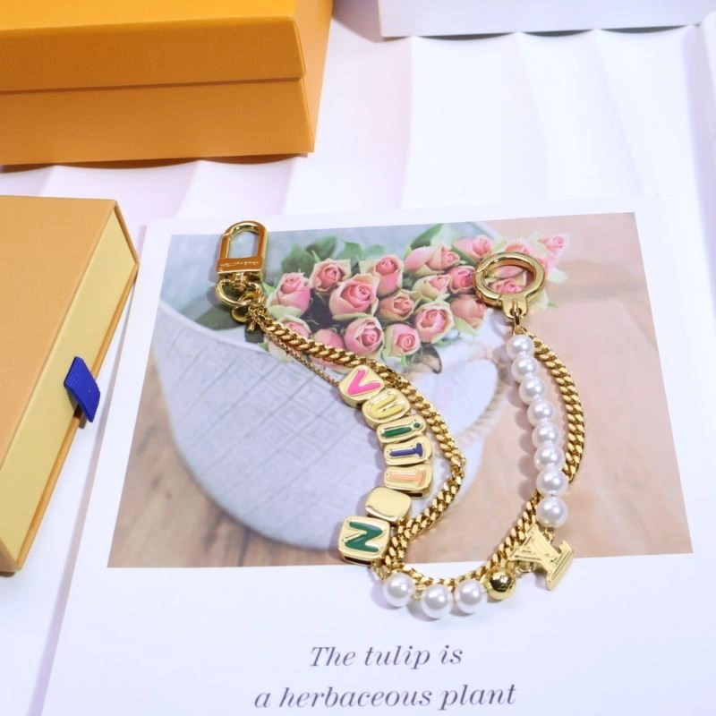 Premium Louis Vuitton Chains 262677