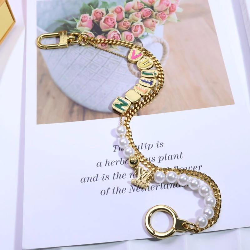 Premium Louis Vuitton Chains 262677
