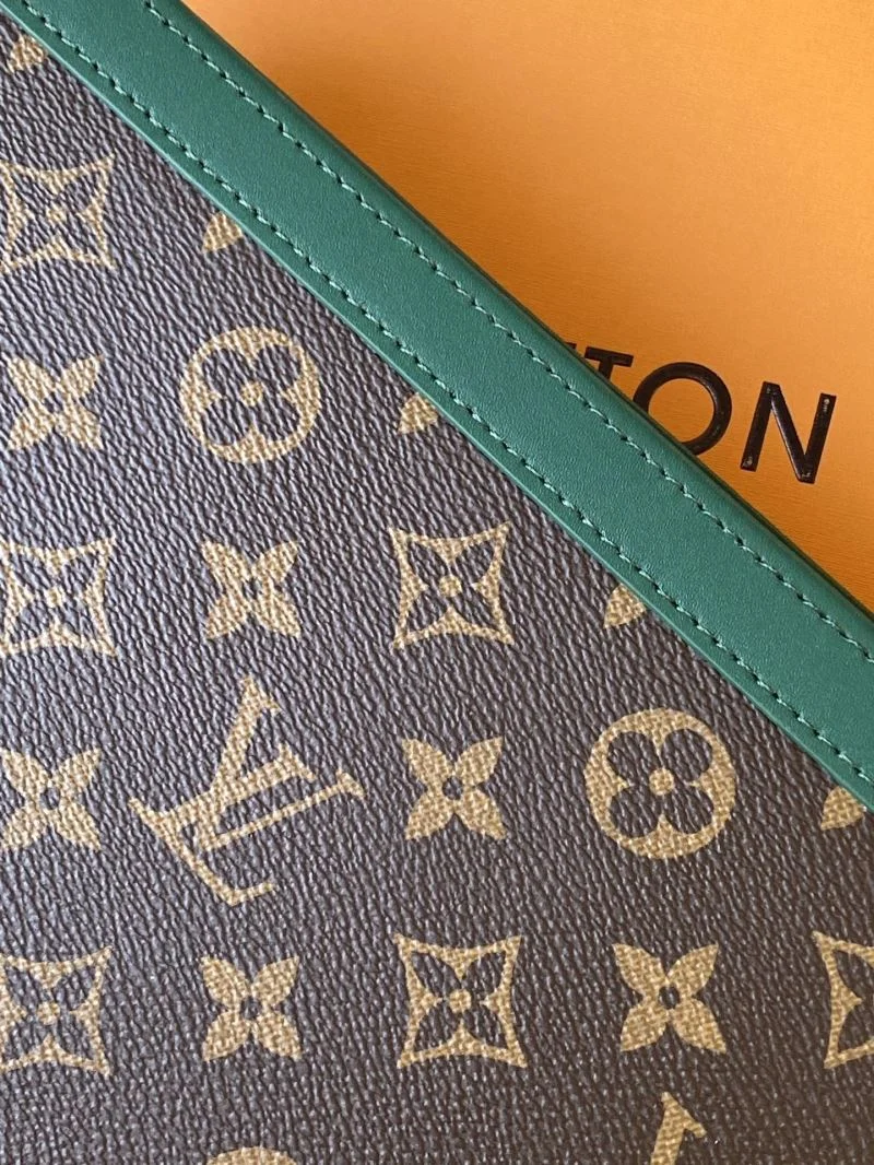 Louis Vuitton Clutch Bags Stylish 43348