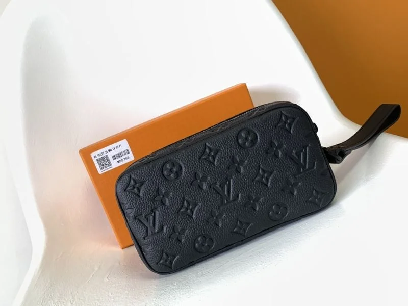 Attractive Louis Vuitton Clutch Bags 42909