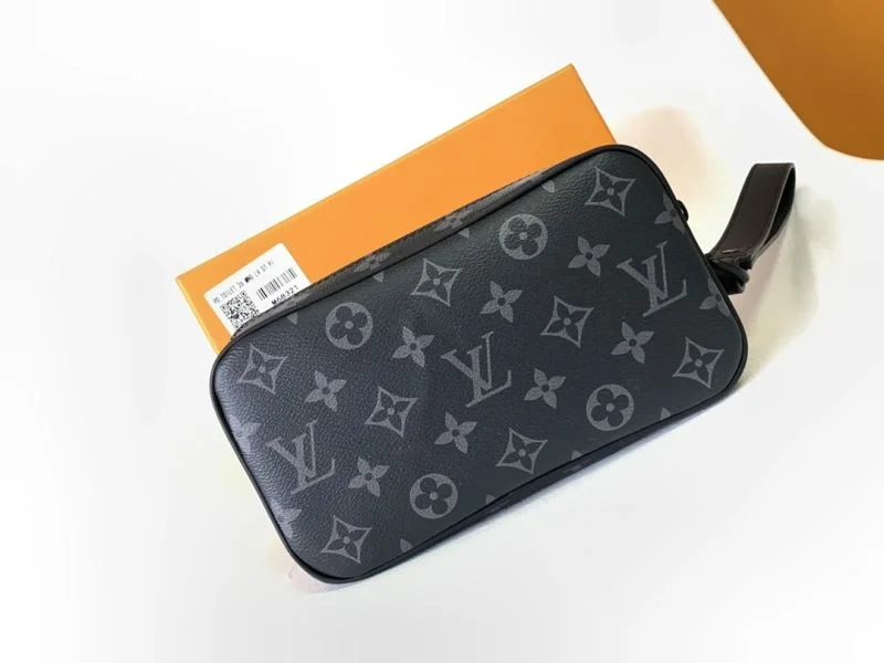Louis Vuitton Clutch Bags StreetReady 42911
