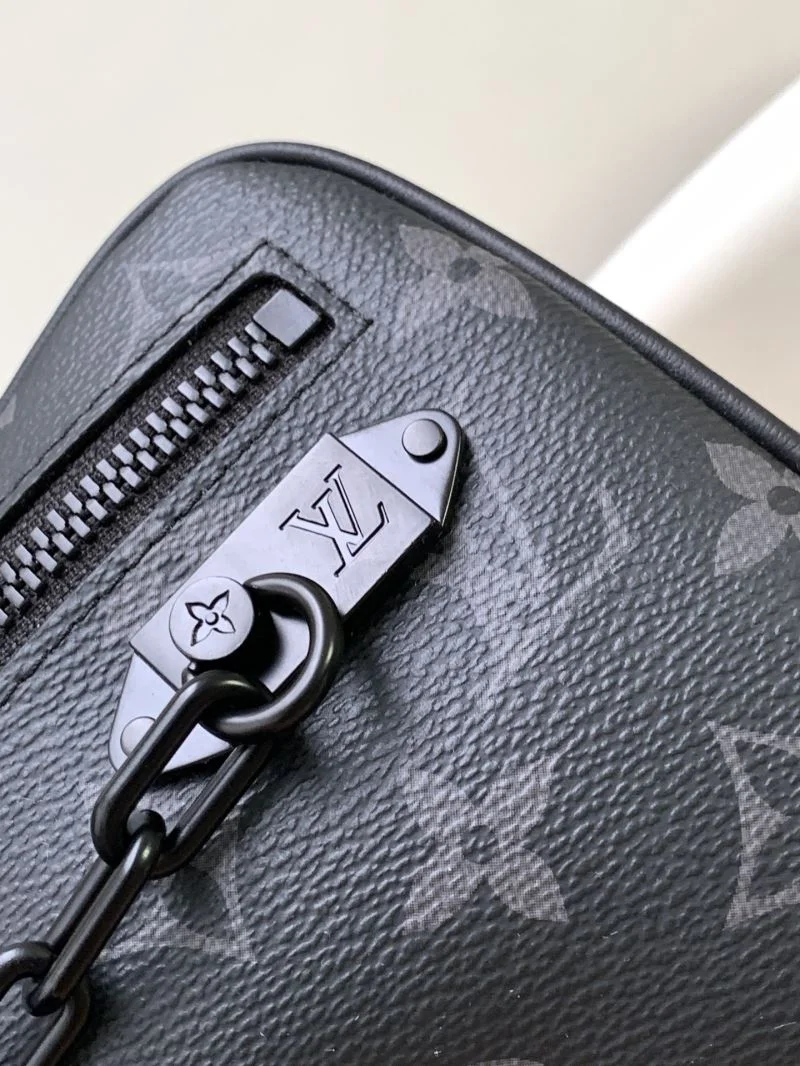 Louis Vuitton Clutch Bags StreetReady 42911