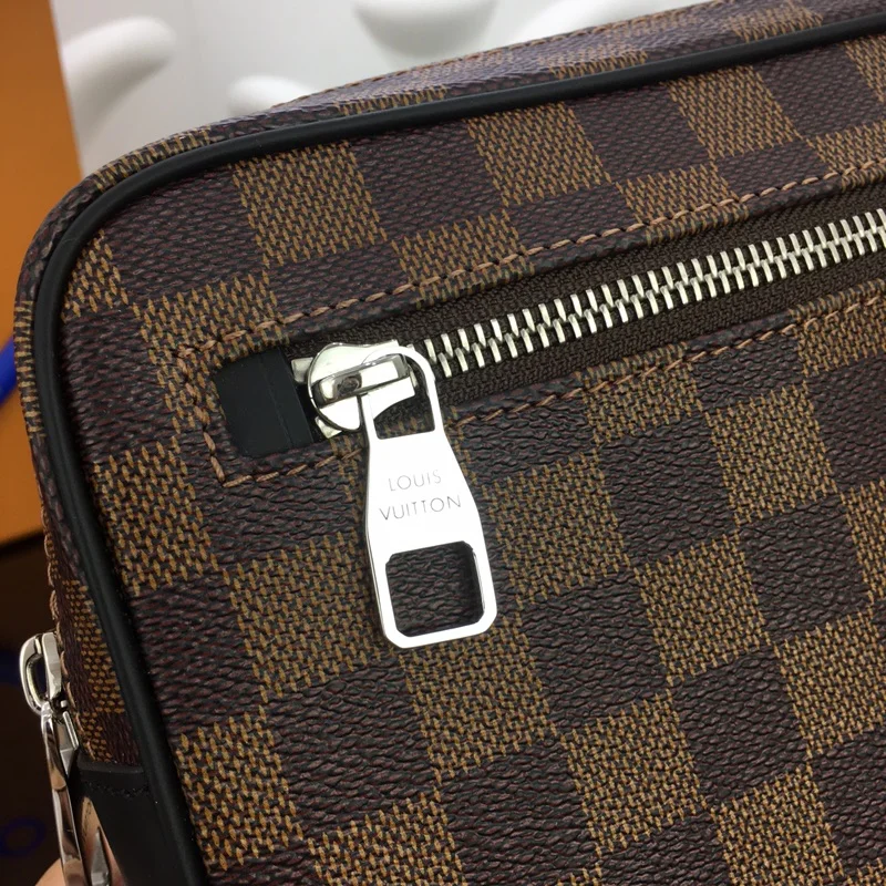 Comfortable Louis Vuitton Clutch Bags 41625