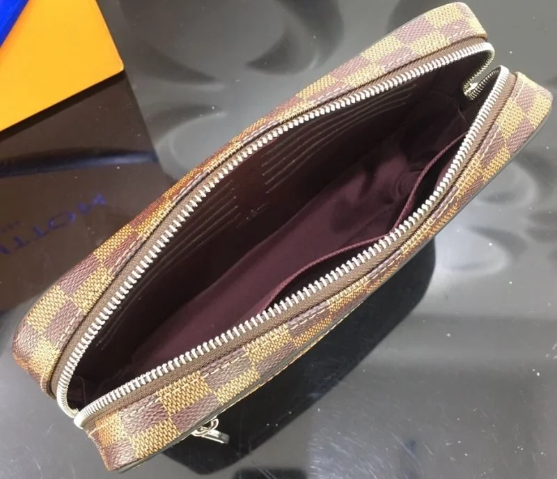 Comfortable Louis Vuitton Clutch Bags 41625