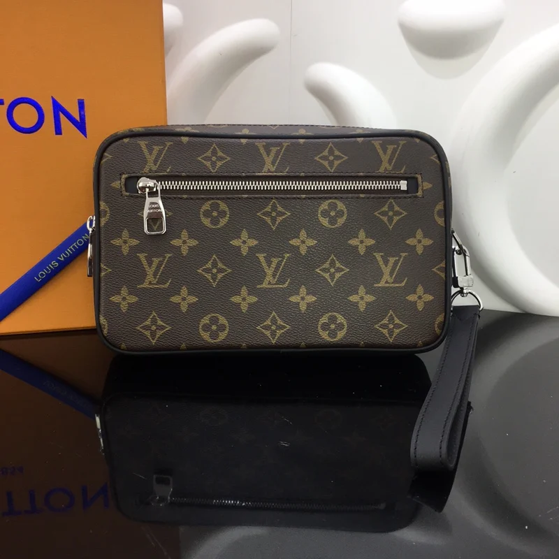 Louis Vuitton Clutch Bags Breathable 41671