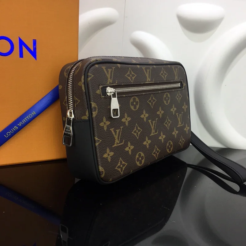 Louis Vuitton Clutch Bags Breathable 41671