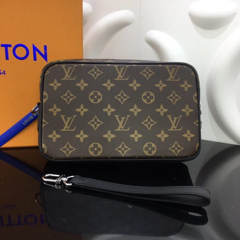 Louis Vuitton Clutch Bags Breathable 41671