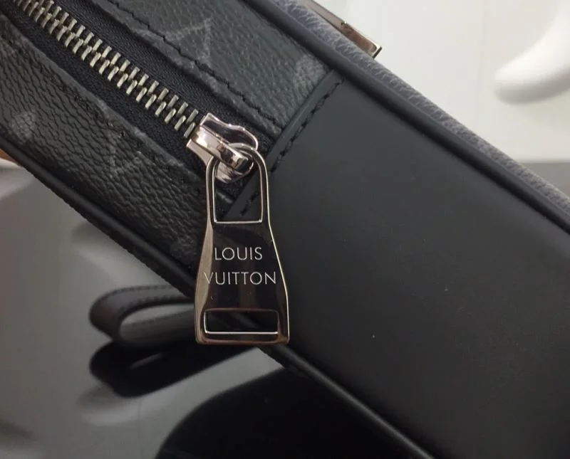Louis Vuitton Clutch Bags Modern 41629