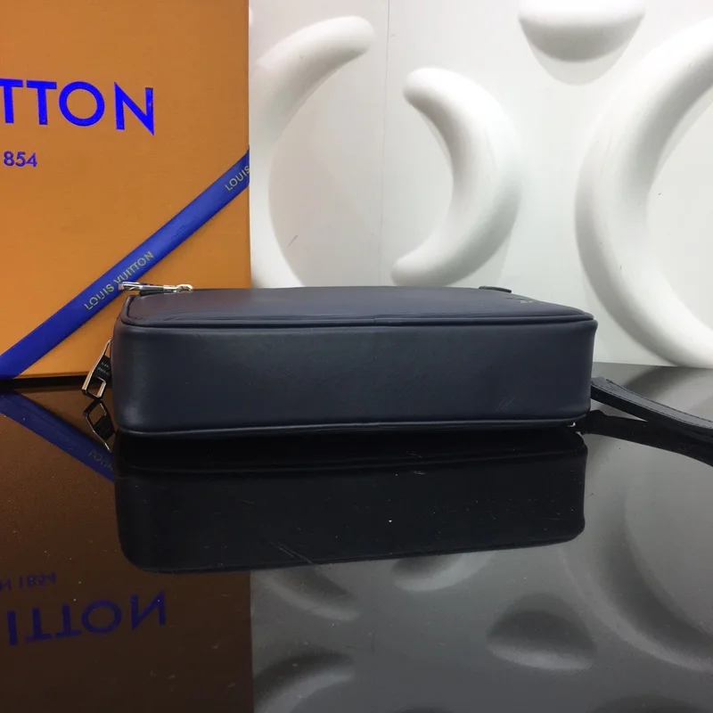 ComfortFit Louis Vuitton Clutch Bags 41615