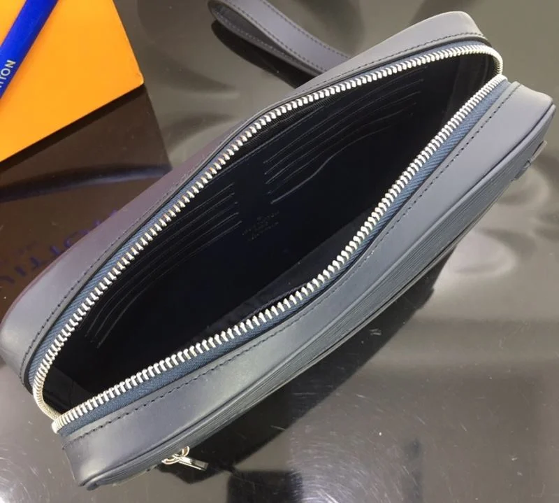 ComfortFit Louis Vuitton Clutch Bags 41615