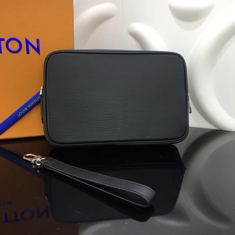 Stretchable Louis Vuitton Clutch Bags 41610