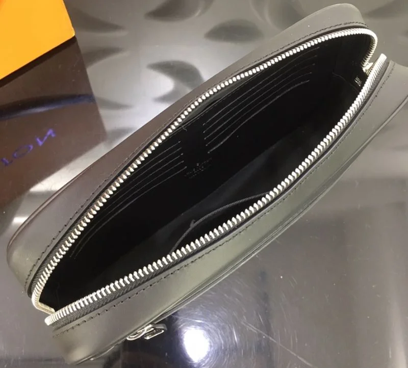 Stretchable Louis Vuitton Clutch Bags 41610