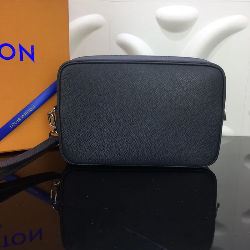 Louis Vuitton Clutch Bags Versatile 41667