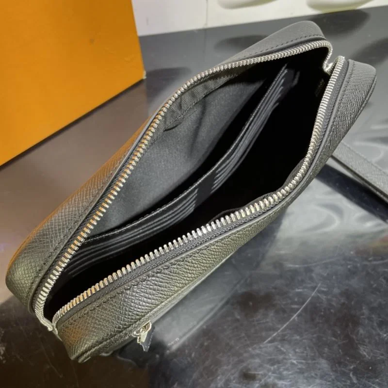 Louis Vuitton Clutch Bags Casual 41701