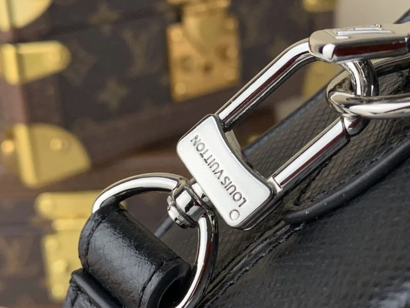 HighQuality Louis Vuitton Clutch Bags 40580