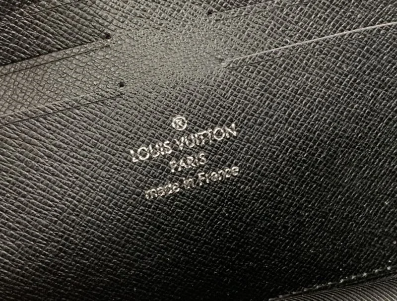 HighQuality Louis Vuitton Clutch Bags 40580