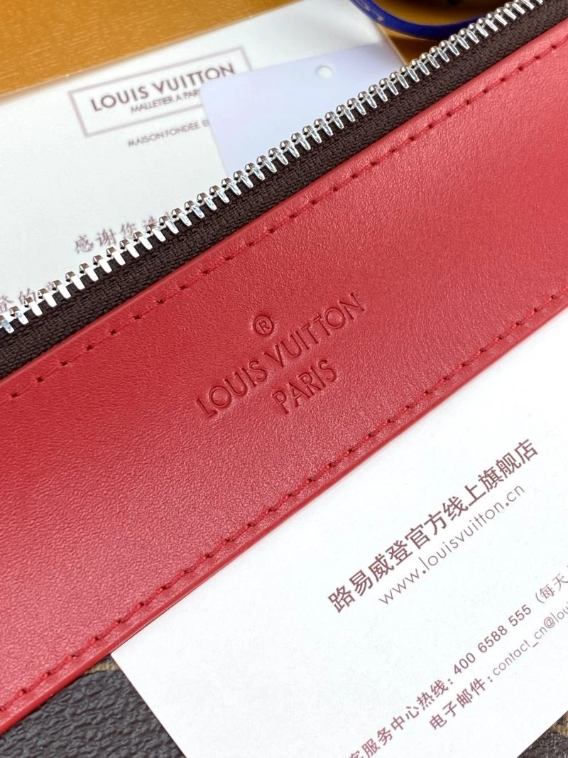 Soft Louis Vuitton Clutch Bags 57328