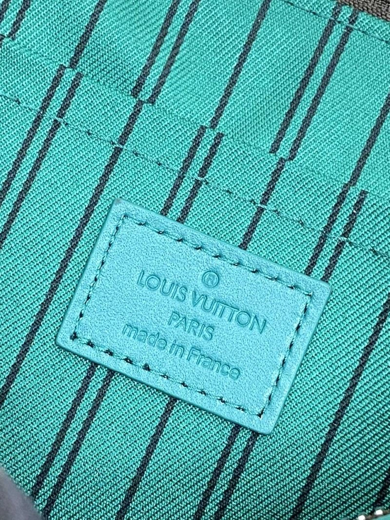 Bold Louis Vuitton Clutch Bags 57327