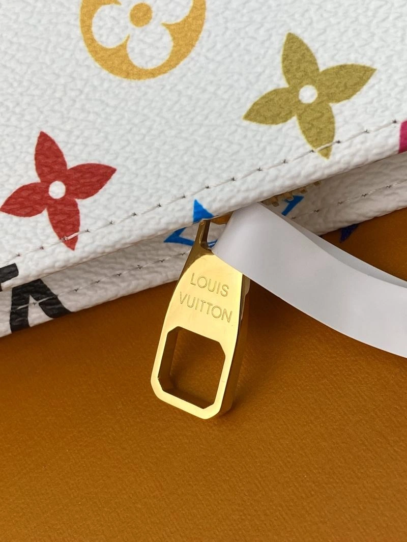 Louis Vuitton Clutch Bags Sleek 57313