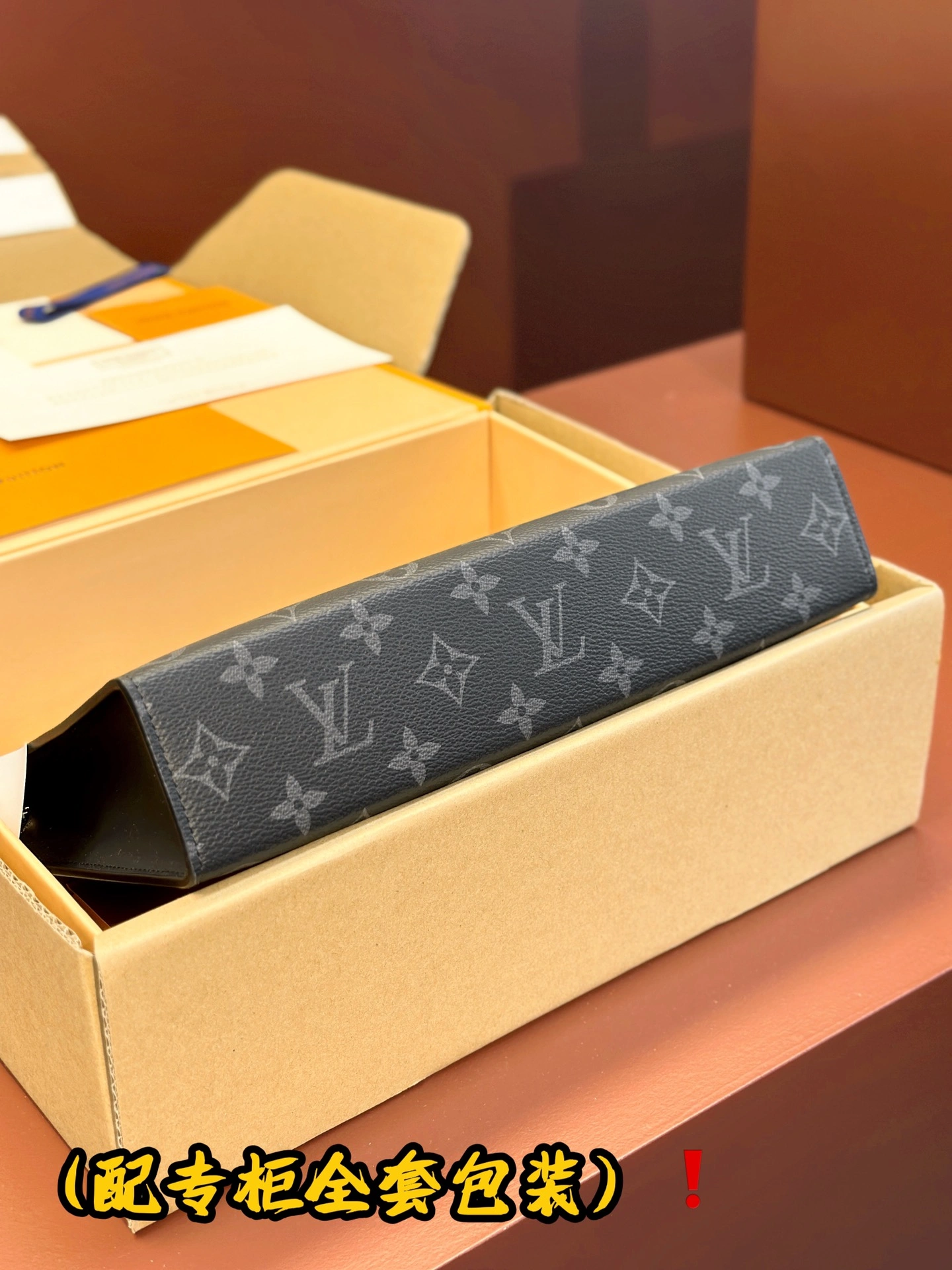 Packable Louis Vuitton Clutch Bags 56442
