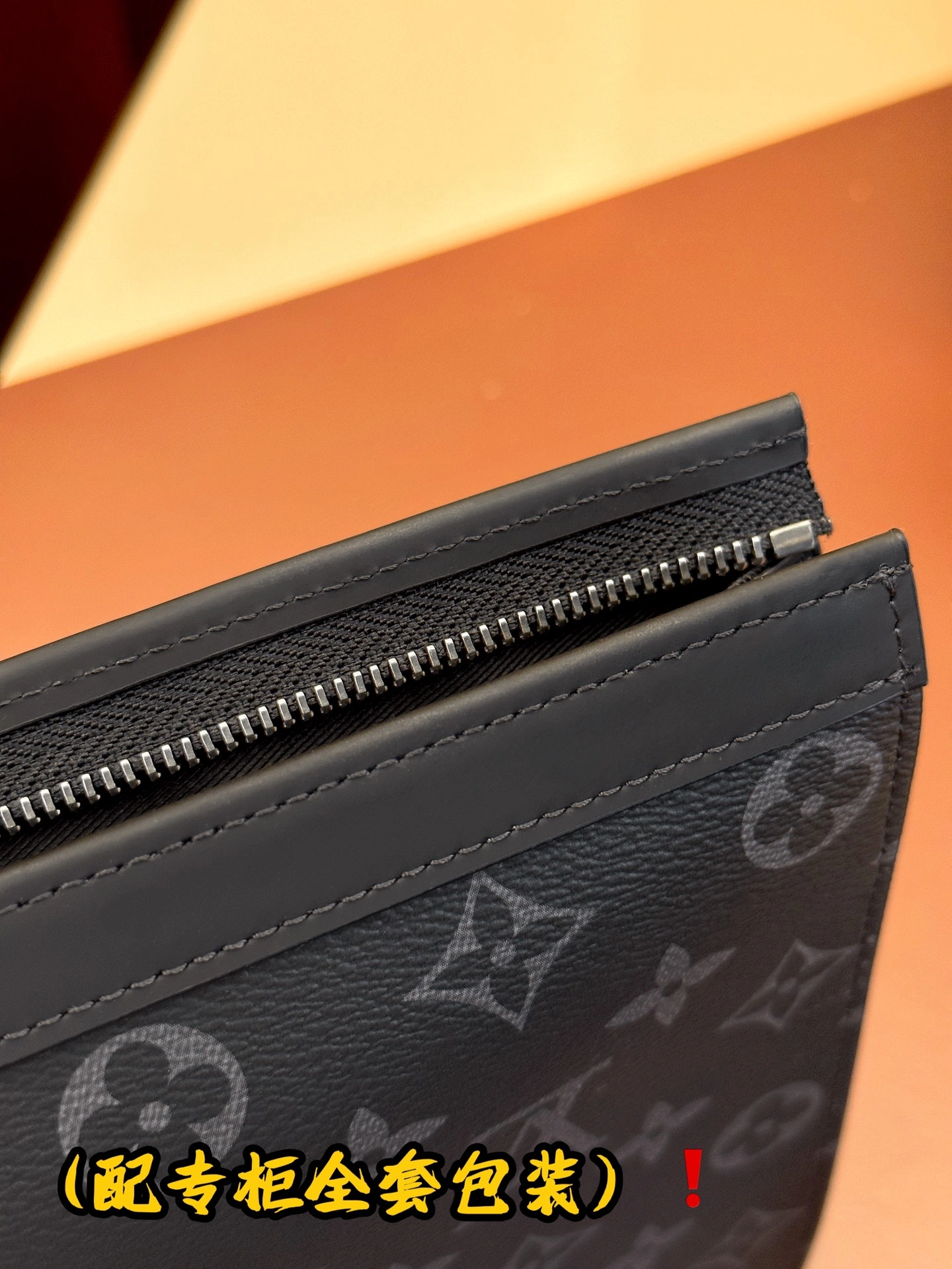 Packable Louis Vuitton Clutch Bags 56442