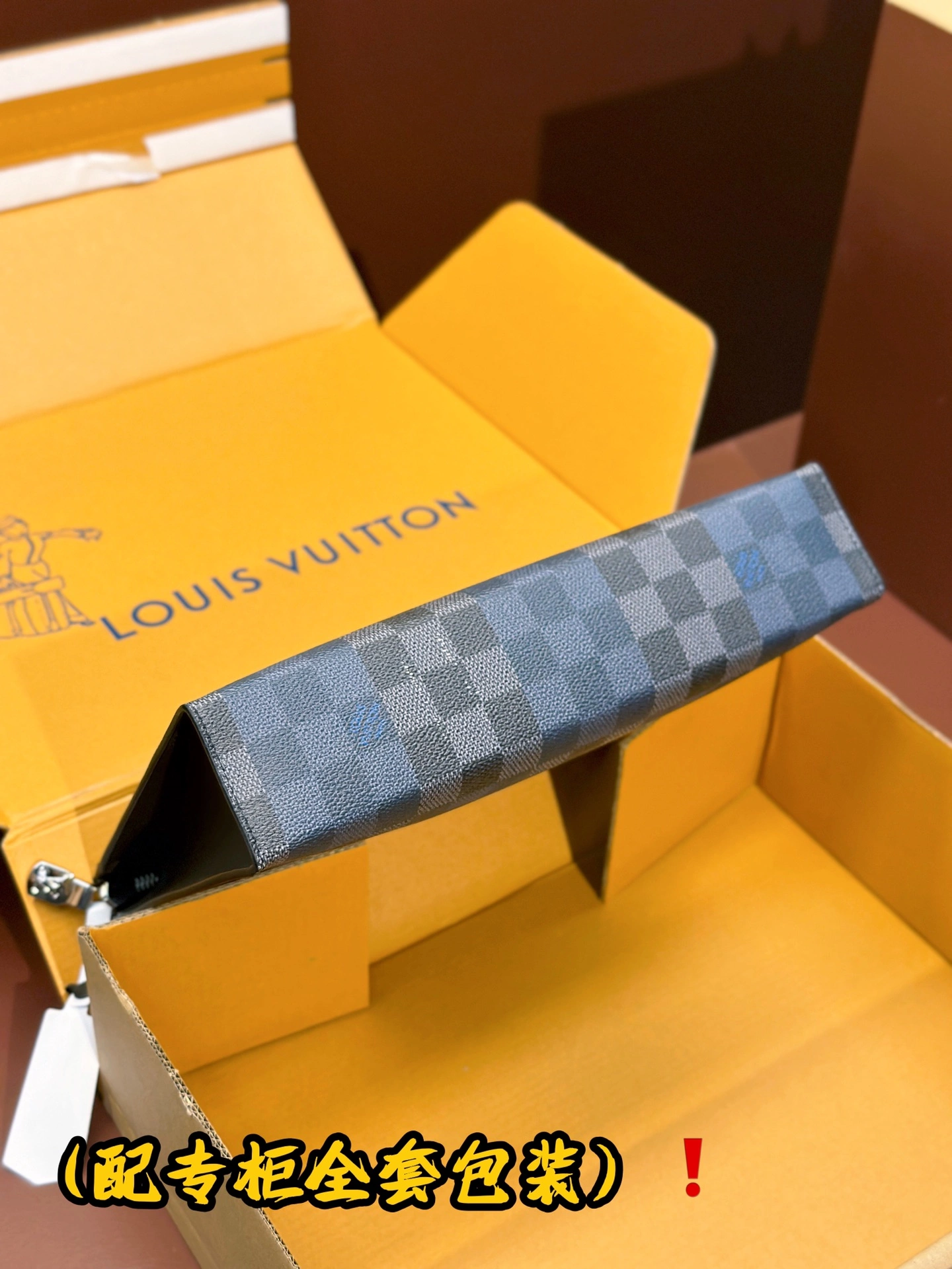 Louis Vuitton Clutch Bags Sophisticated 56359