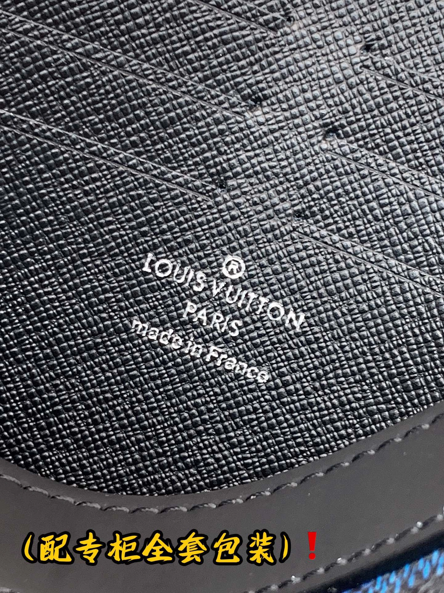 Louis Vuitton Clutch Bags FashionForward 56358