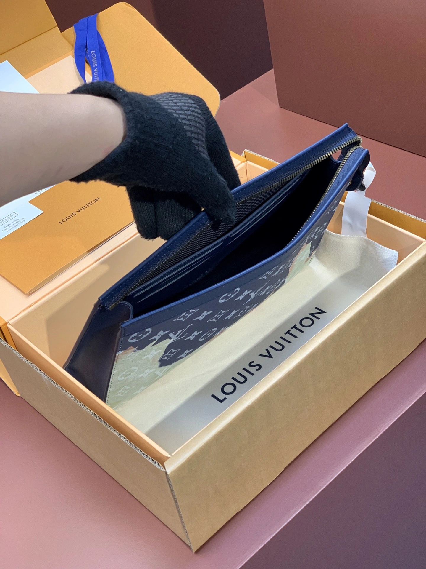 Louis Vuitton Clutch Bags Sustainable 56400