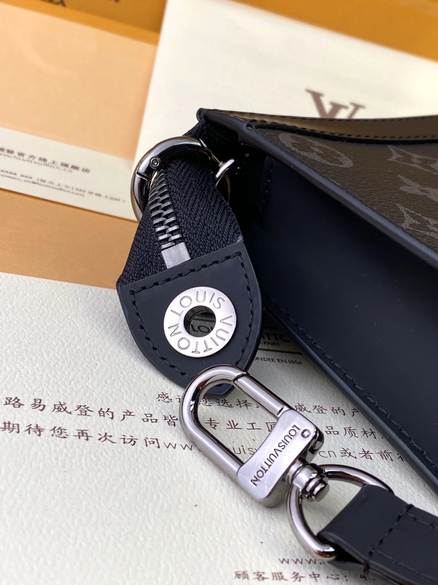 SportInspired Louis Vuitton Clutch Bags 56354