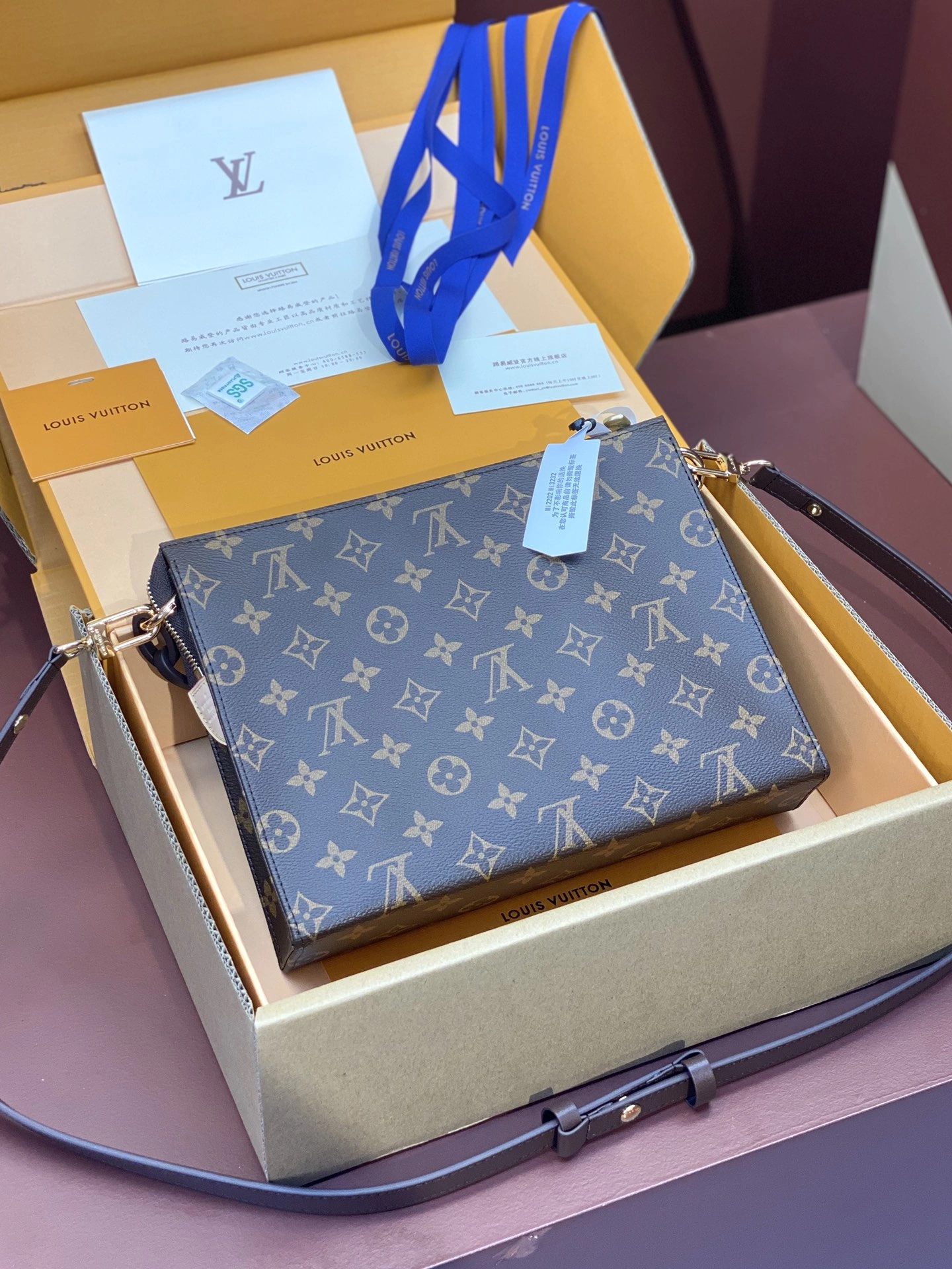 Louis Vuitton Clutch Bags Classic 56351
