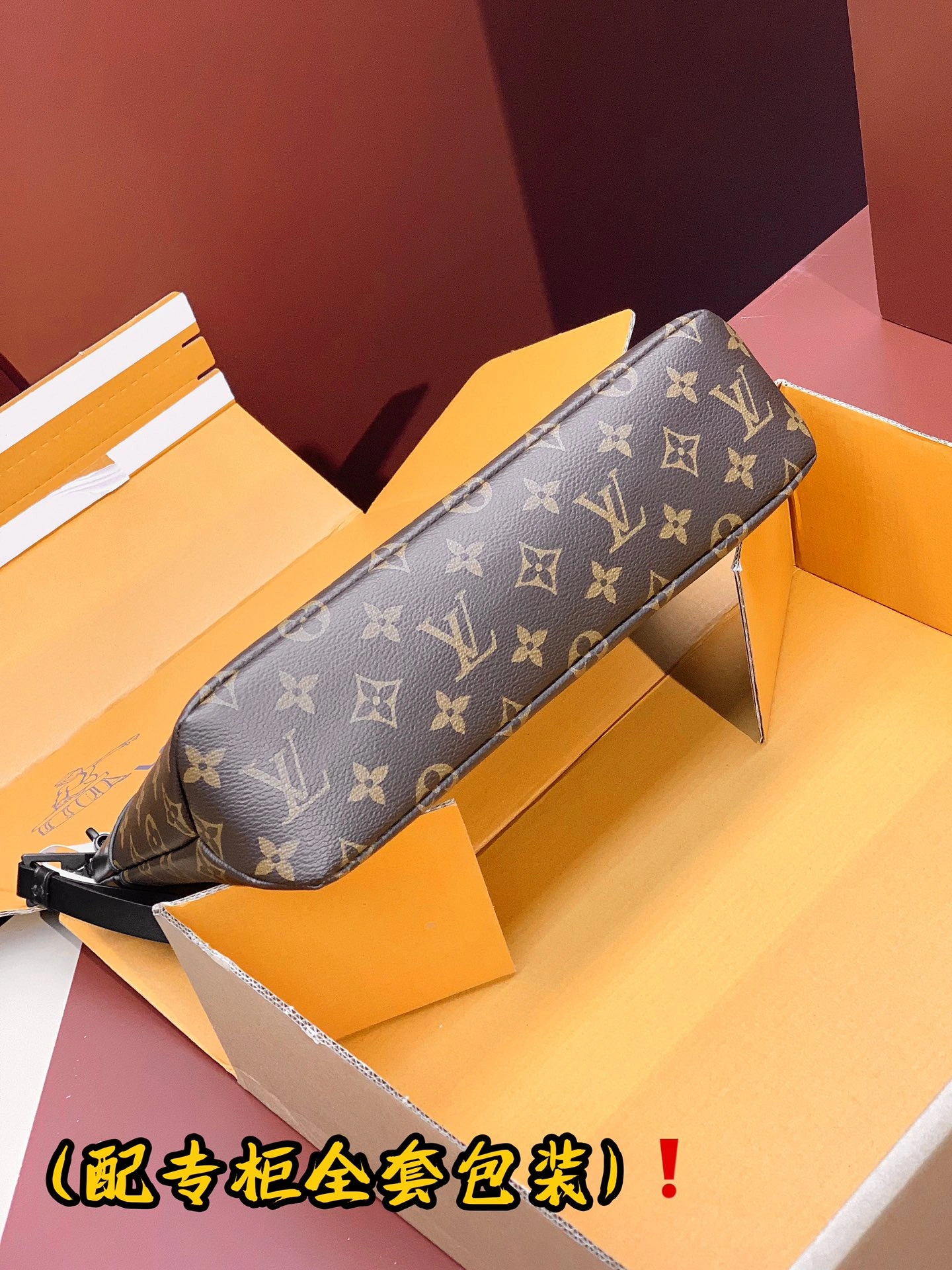 Versatile Louis Vuitton Clutch Bags 56350