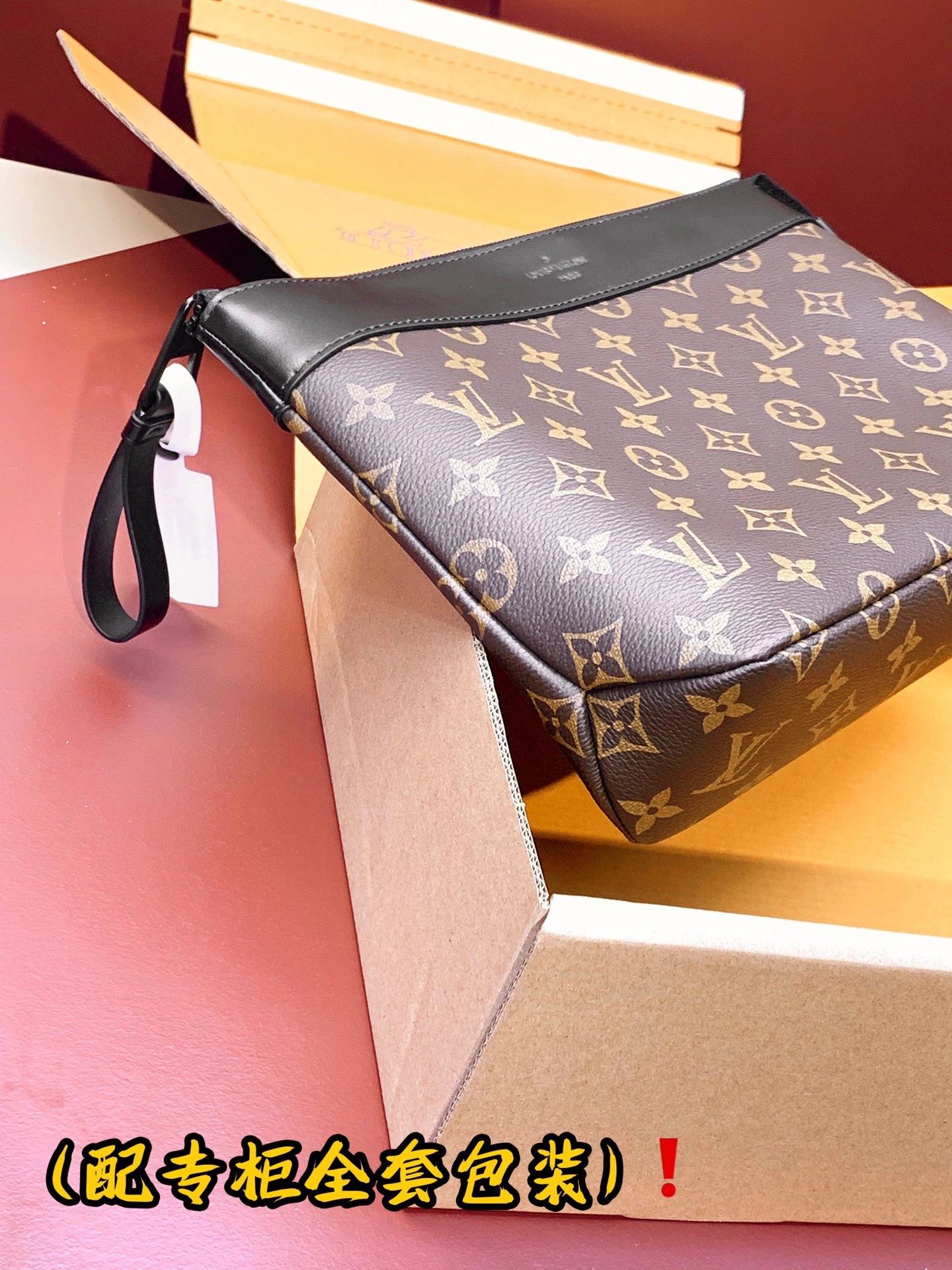 Versatile Louis Vuitton Clutch Bags 56350