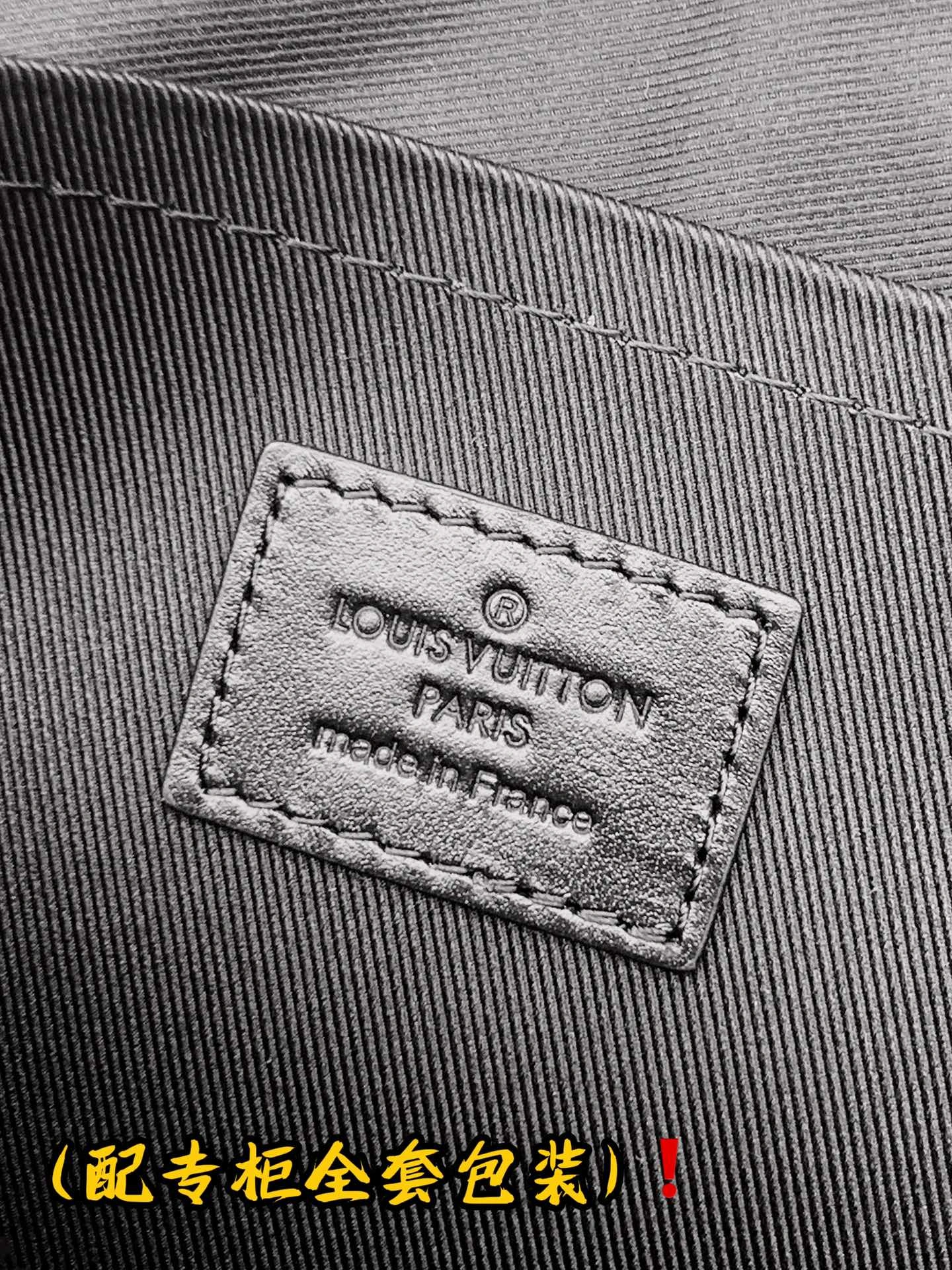 Versatile Louis Vuitton Clutch Bags 56350