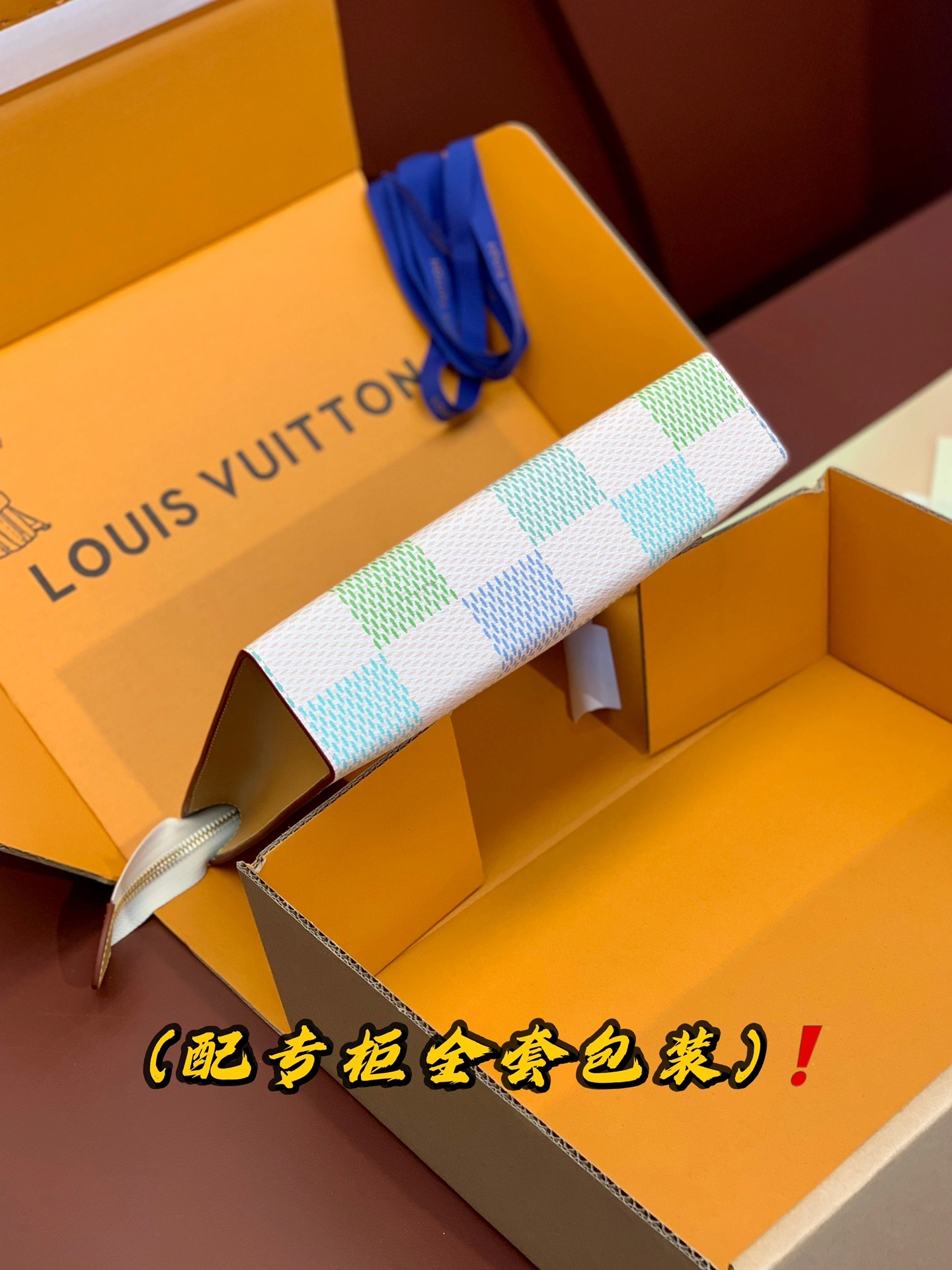 Louis Vuitton Clutch Bags Stylish 56381
