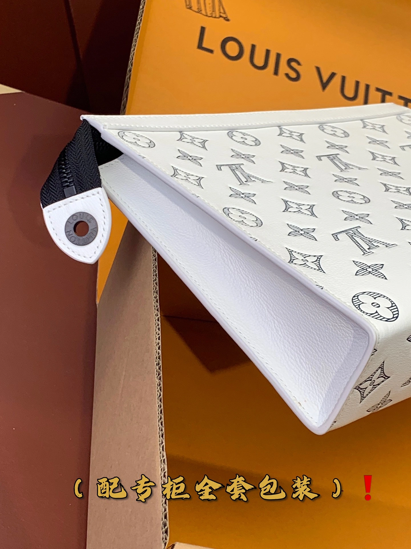 Louis Vuitton Clutch Bags Classic 56382