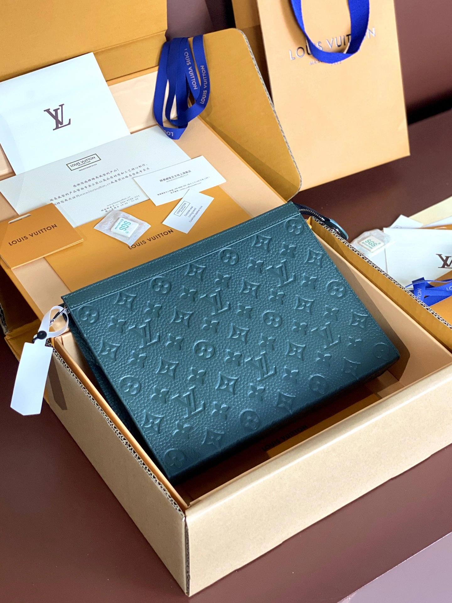 Louis Vuitton Clutch Bags Durable 56333