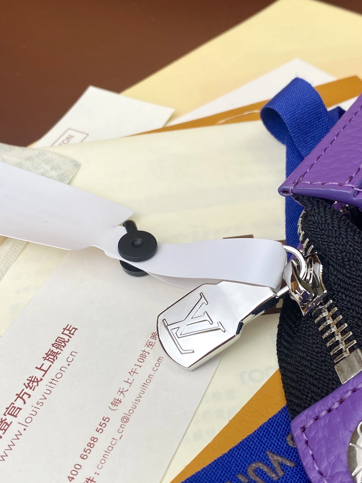 Breathable Louis Vuitton Clutch Bags 56342