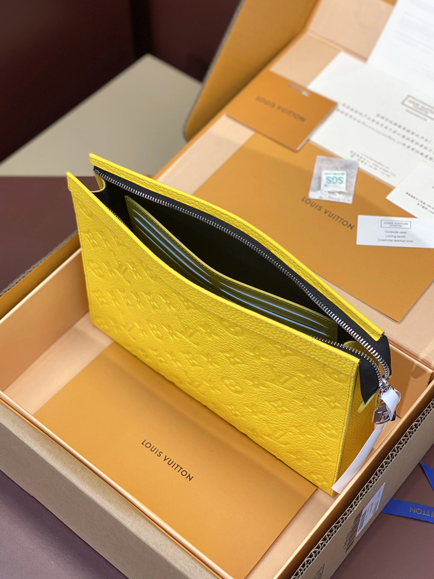 Louis Vuitton Clutch Bags Supportive 56332