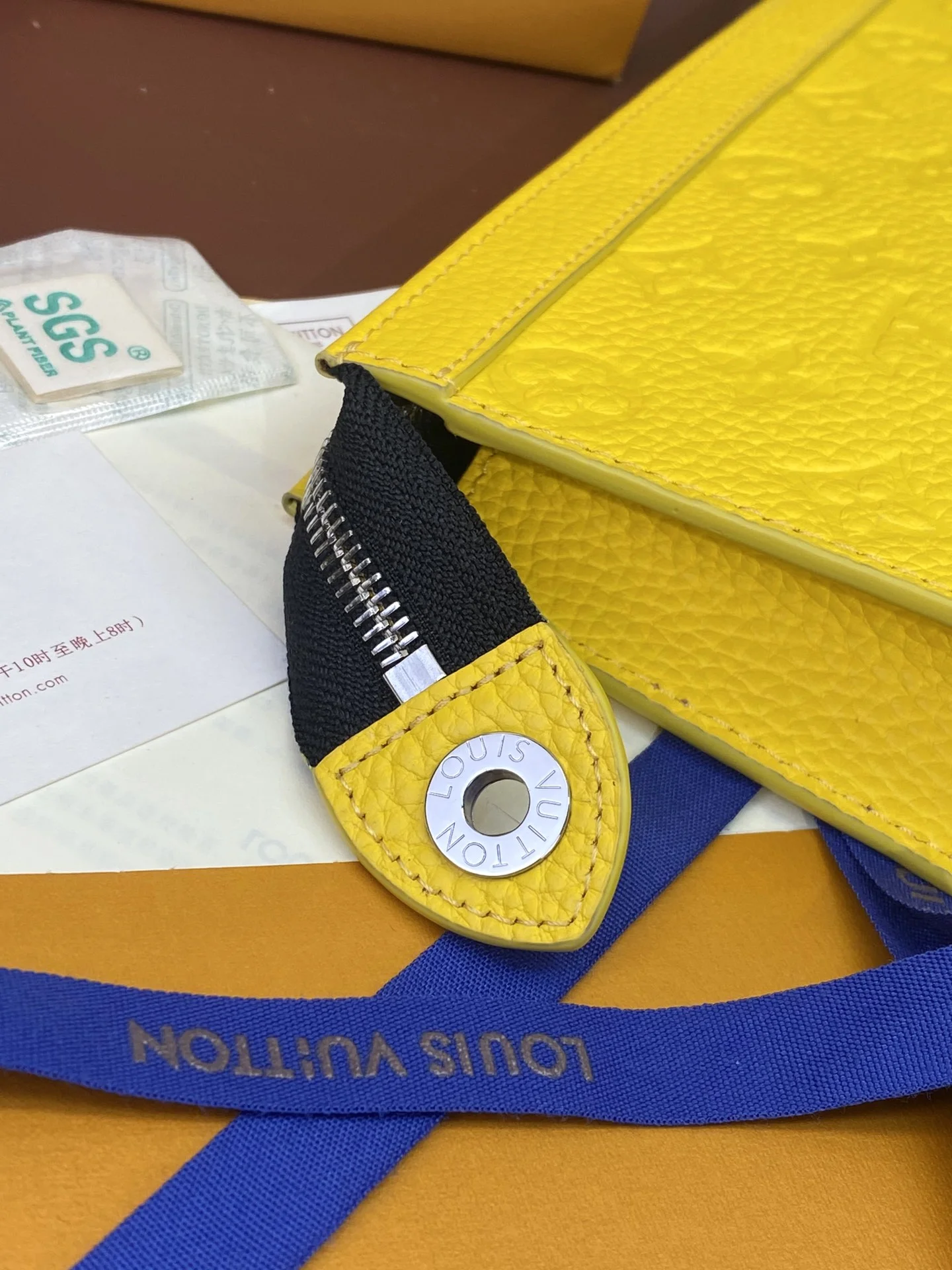 Louis Vuitton Clutch Bags Supportive 56332