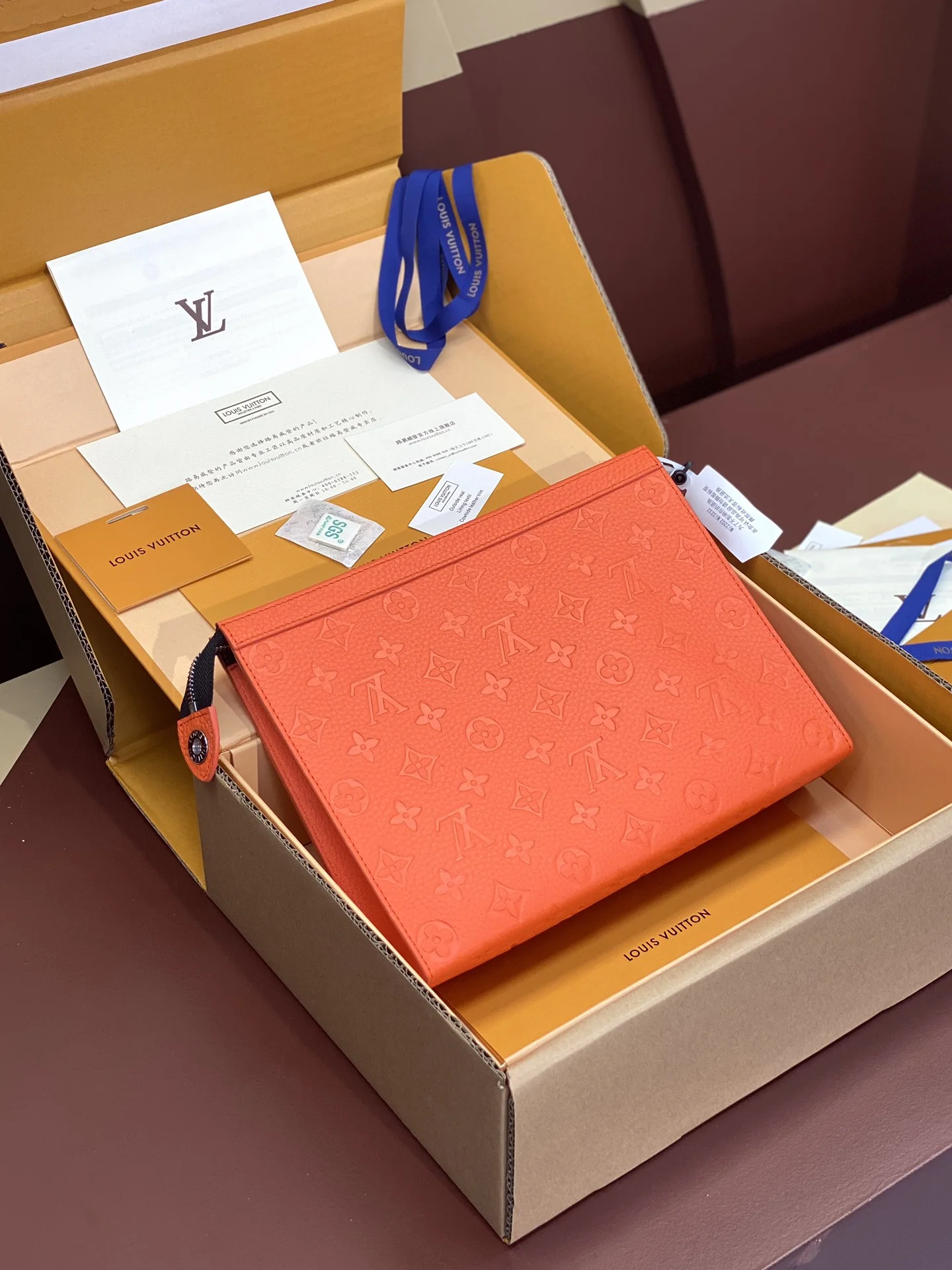 Breathable Louis Vuitton Clutch Bags 56331