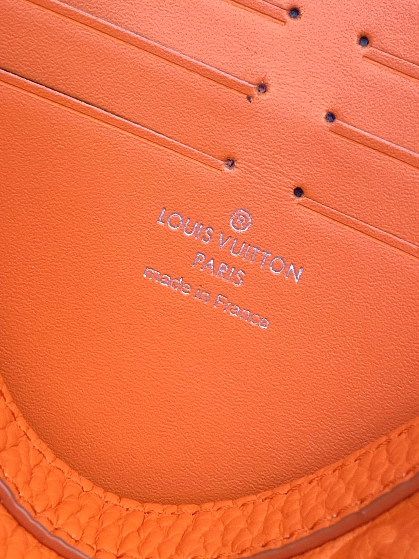 Breathable Louis Vuitton Clutch Bags 56331