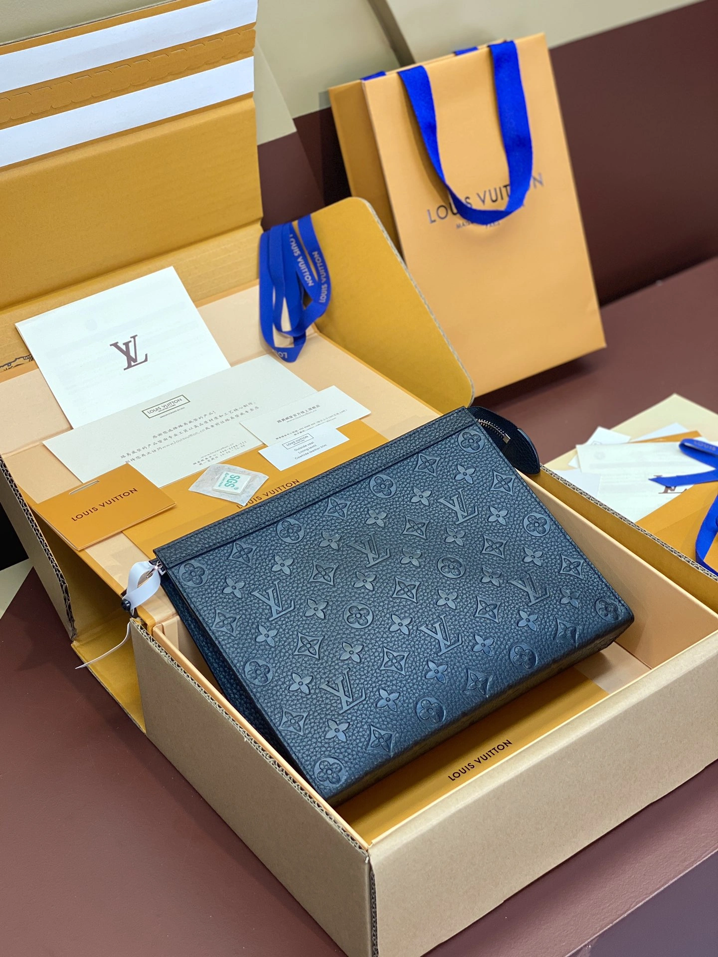 Louis Vuitton Clutch Bags TravelReady 56380